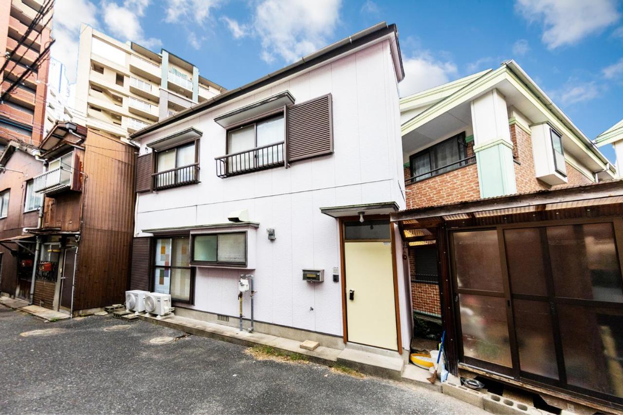 【天神HOUSE 】一軒家まるまる貸切 - Ferienwohnung Fukuoka