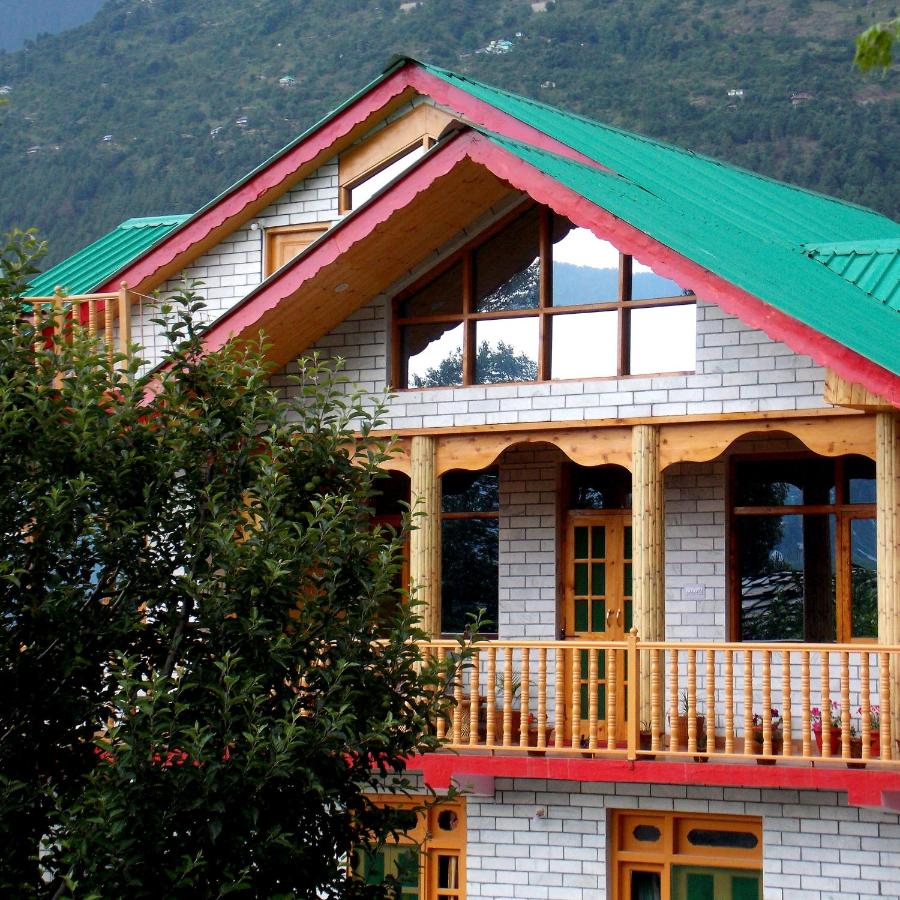 Rangri Homestead - A Boutique Homestay Cottage - B&B Manāli