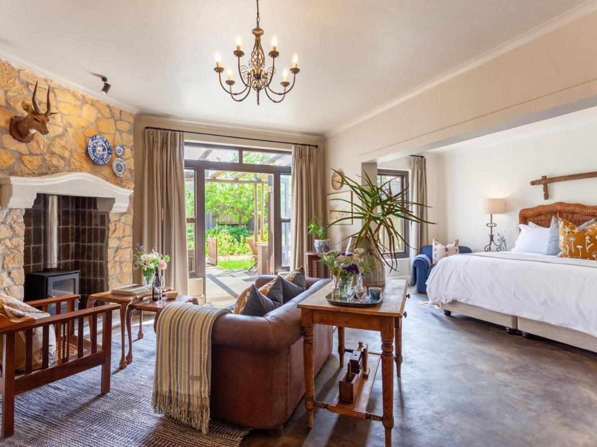 Standard Zimmer mit Kingsize-Bett