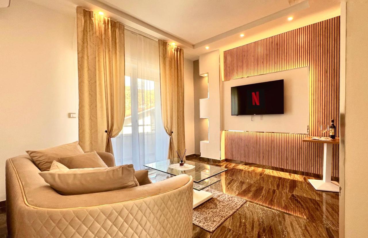 B&B Montecatini Terme - Golden Elegance Suite - Bed and Breakfast Montecatini Terme