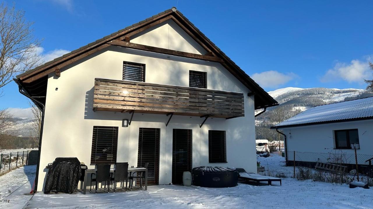 B&B Žiar - Apartmánový dom Žiar s vírivkou a saunou - Bed and Breakfast Žiar