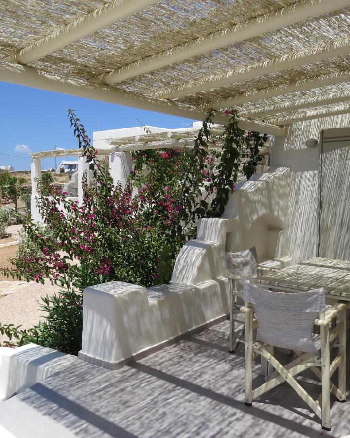Deluxe One-Bedroom Apartment with Sea View