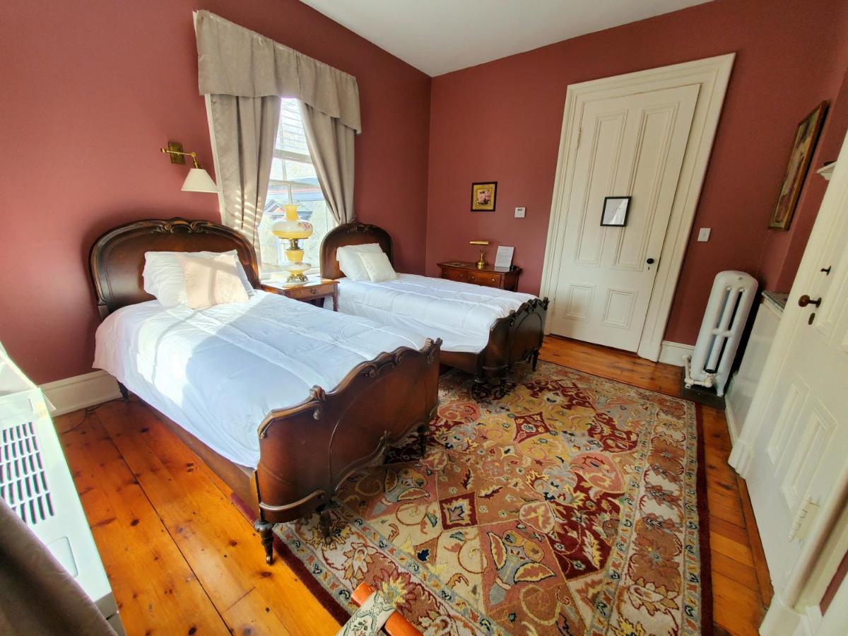 Twin Room with Garden View