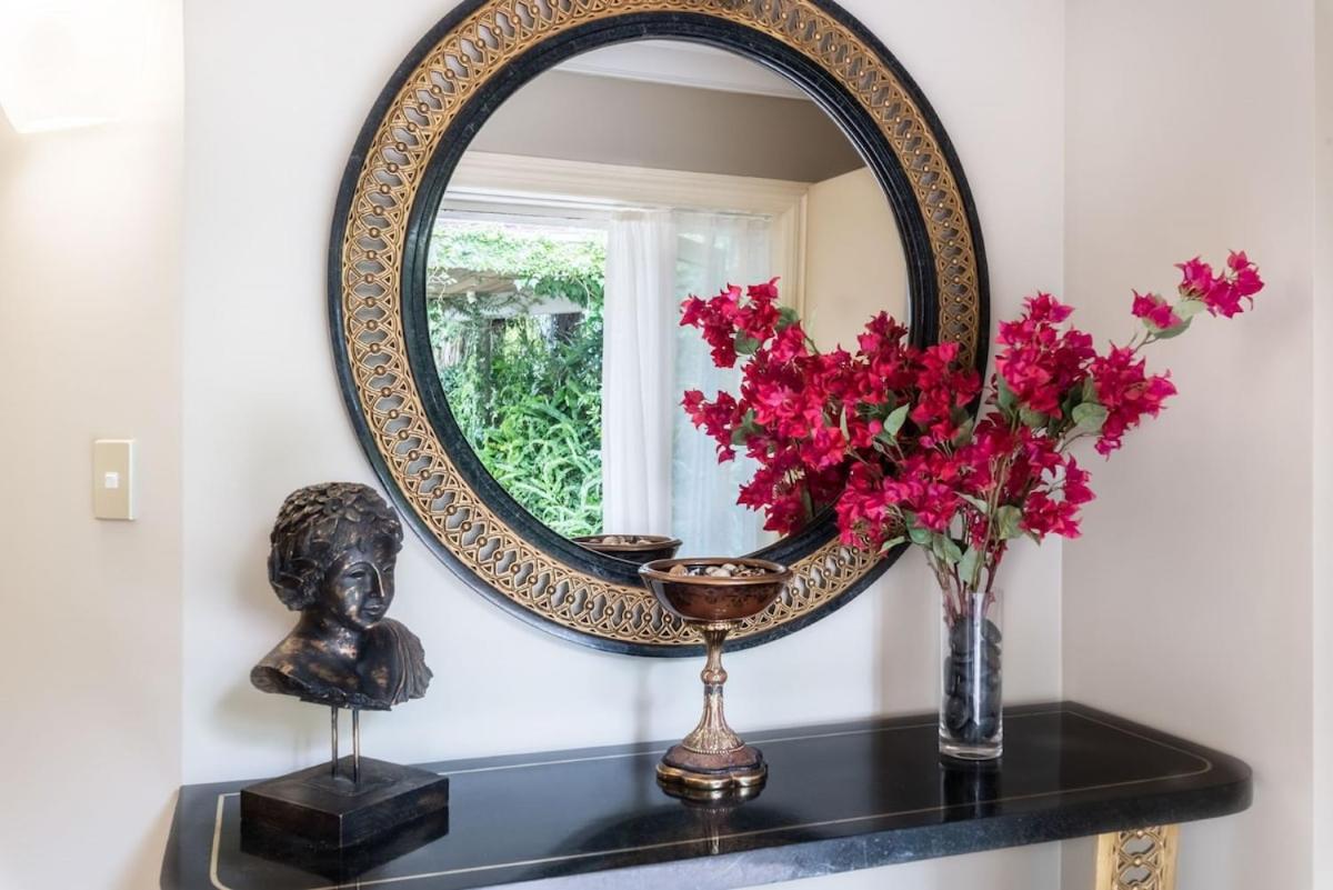 Suite with Garden View