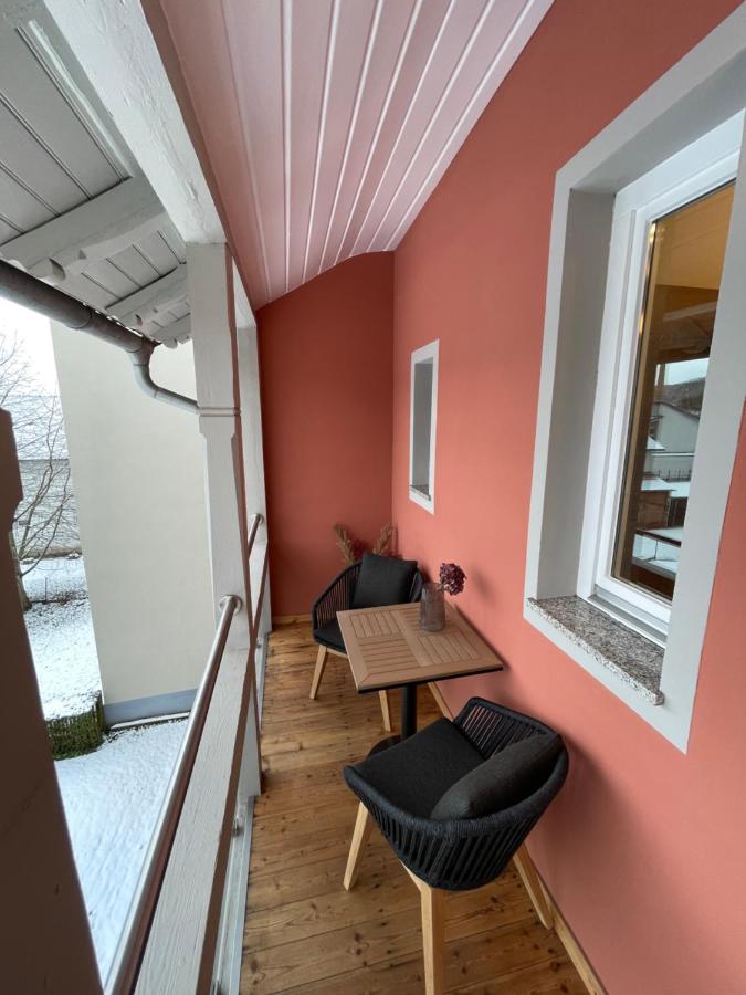 SUITE APART direkt am Bahnhof - Ferienwohnung Eisenach