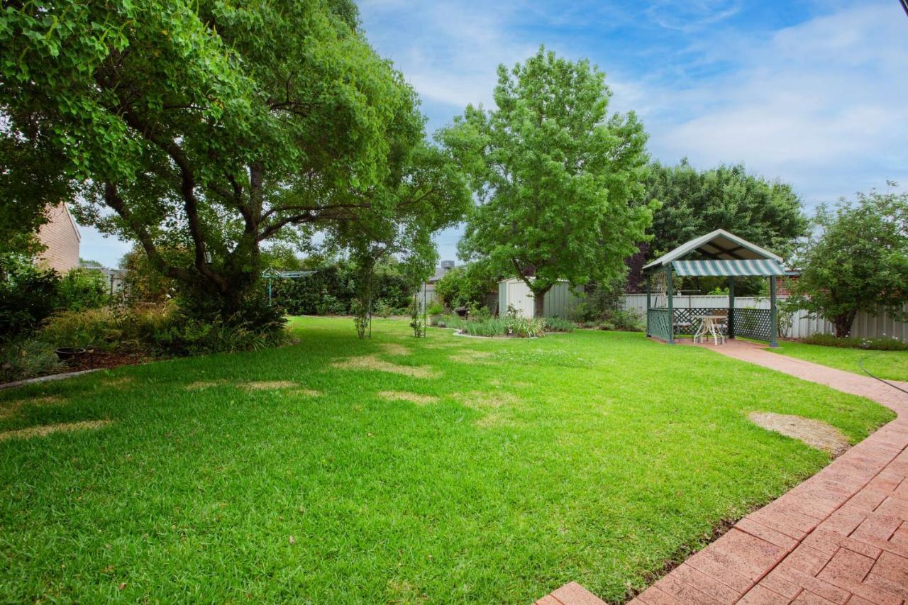 Waltzing Matilda - B&B Tamworth