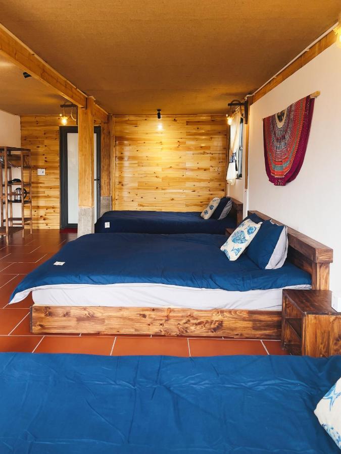 Familienzimmer mit Bergblick