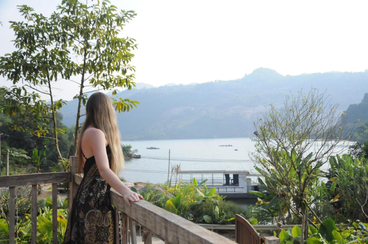 Ke Mountain and Lake Retreat - B&B Hòa Bình