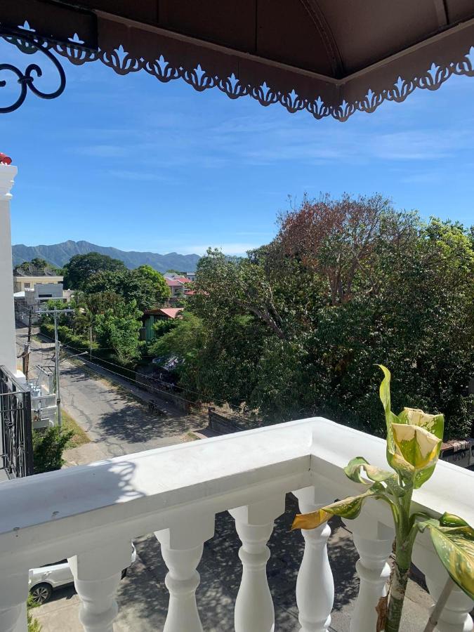 Minimalist Condo in Vigan Near Calle Crisologo - Chambres d’hôtes