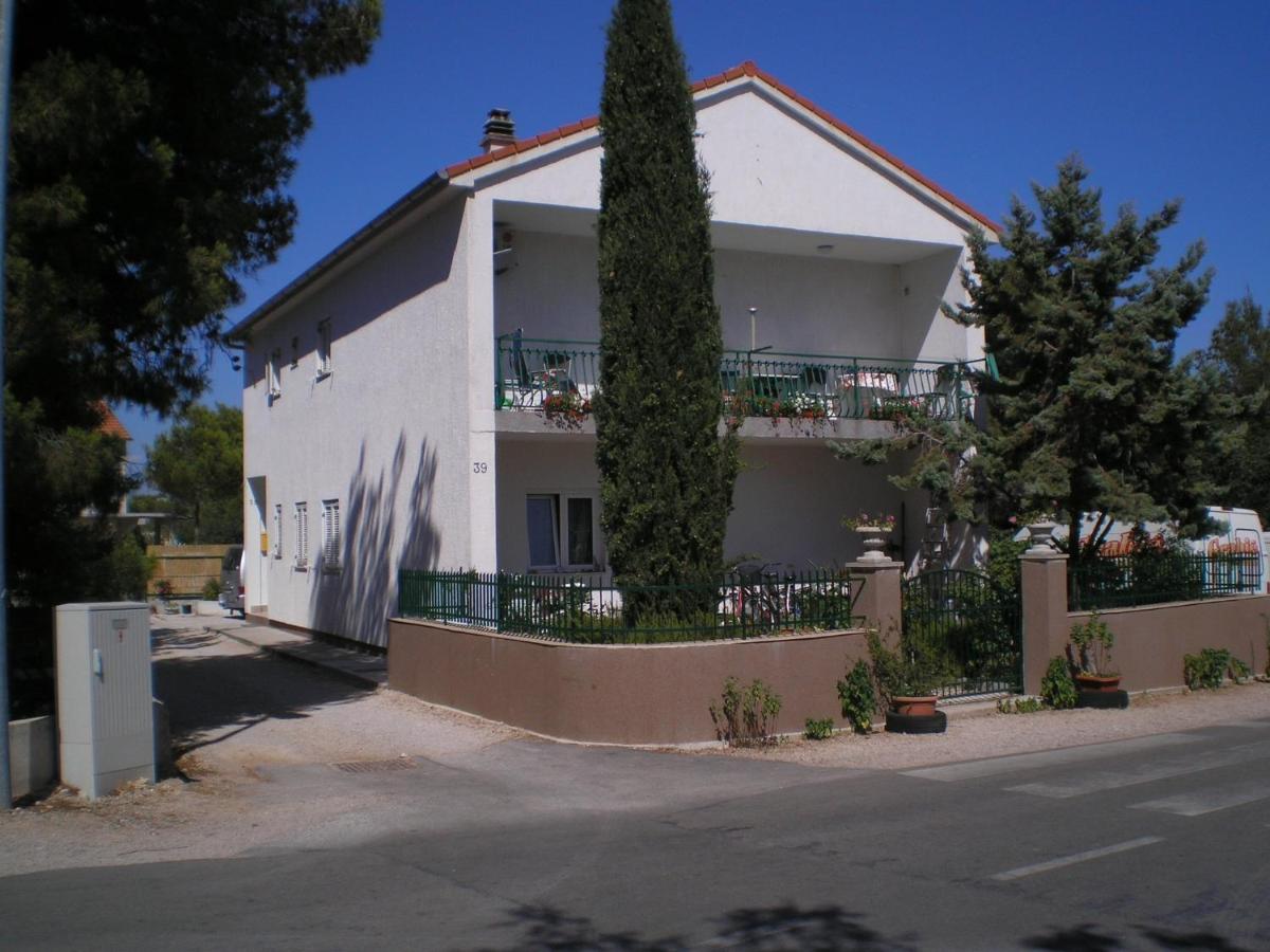 Apartment Lidija - Chambres d’hôtes Vodice
