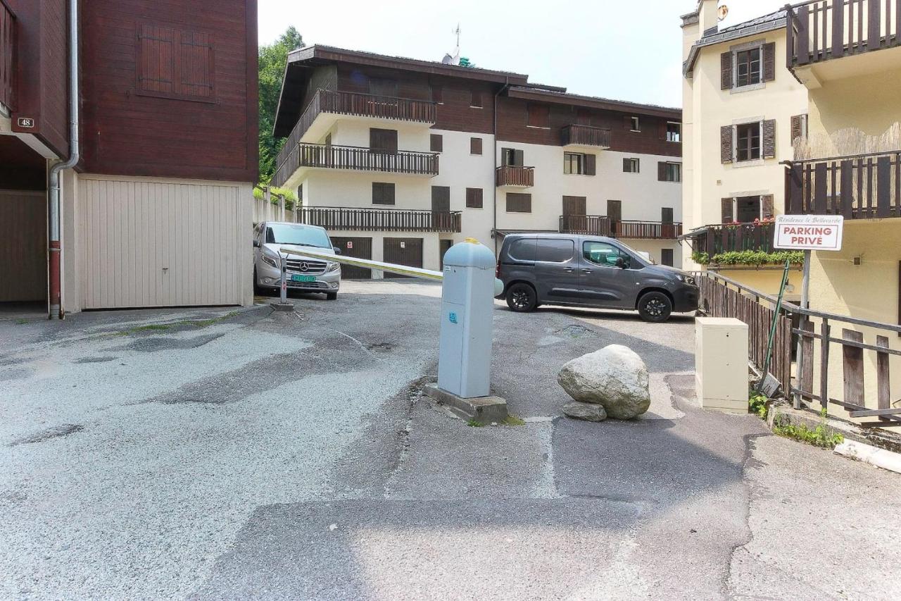 Bellevarde Apt - Newly Renovated - Central - Beside TMB start/end - B&B