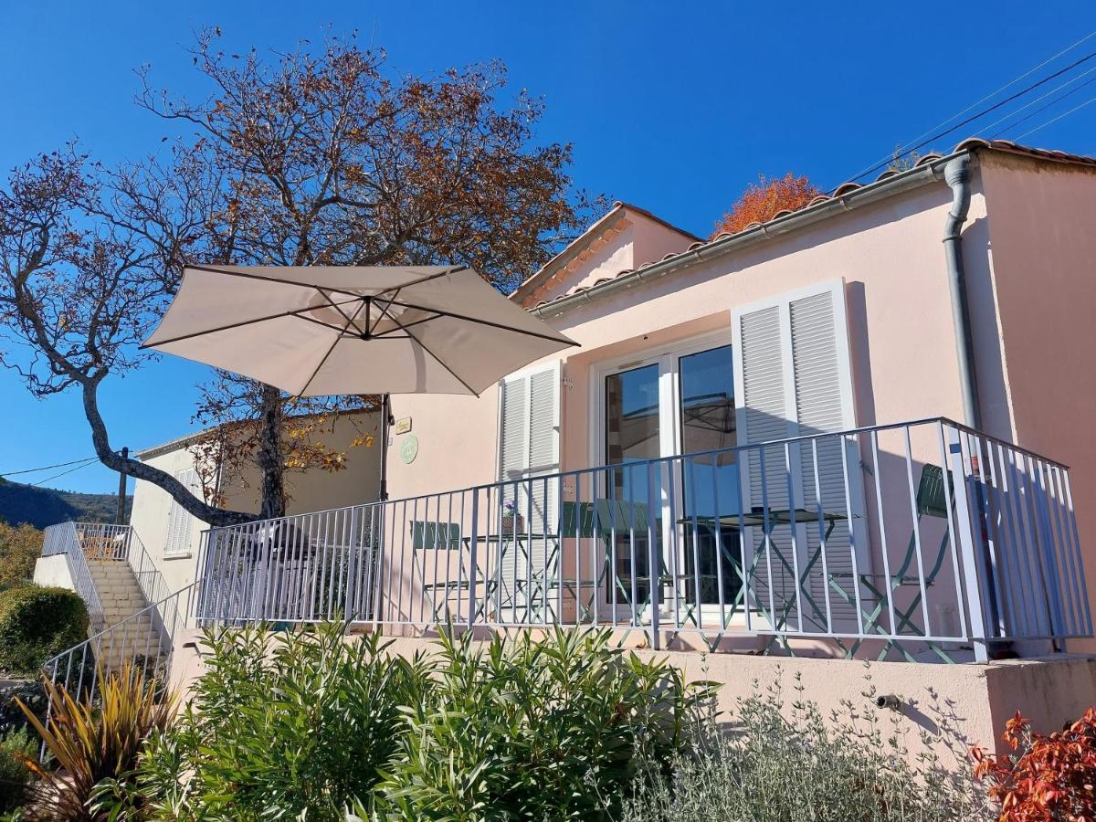 Villa con 2 Camere da Letto