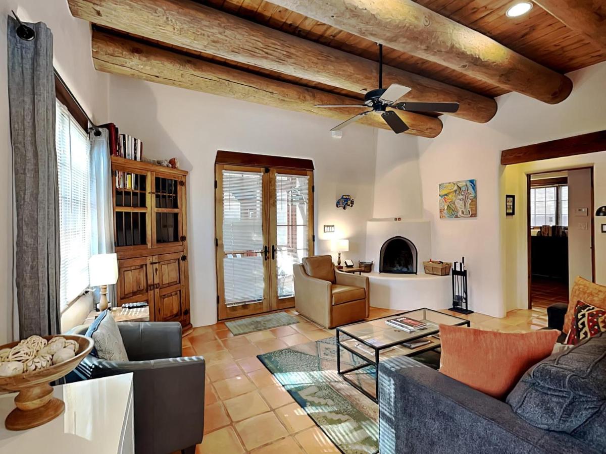 B&B Santa Fe - Deseo de Santa Fe, 2 Bedrooms, Patio, WiFi, Sleeps 4 - Bed and Breakfast Santa Fe