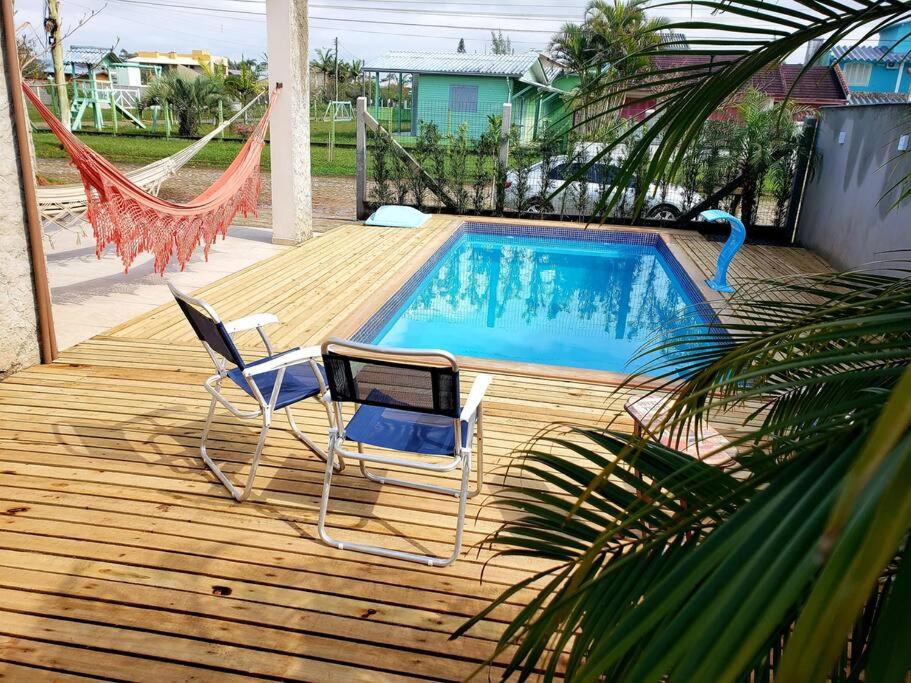 B&B Torres - Casa com piscina / Na quadra do mar Torres-RS - Bed and Breakfast Torres