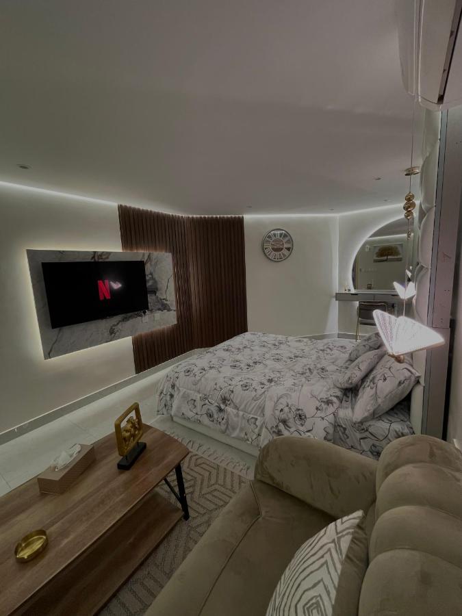 استديو انيق مع جلسة خارجية - Chambres d’hôtes