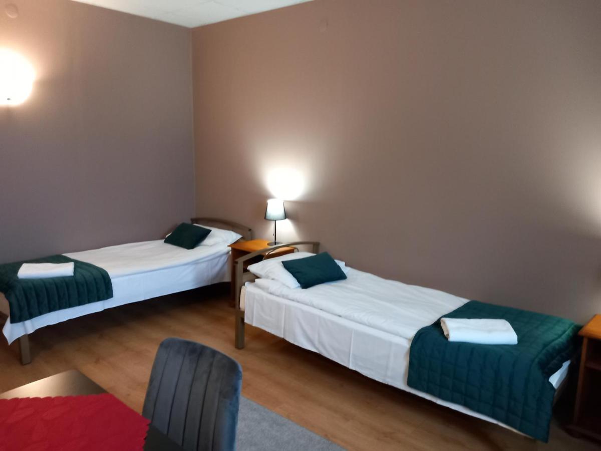 Zweibettzimmer mit Gemeinschaftsbad