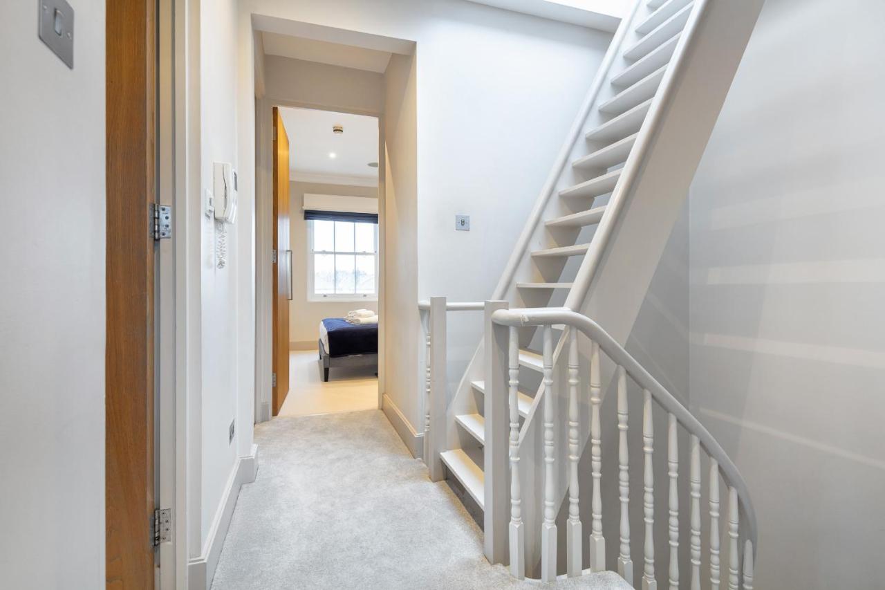 " Perfectly Splendid Triplex House in Chelsea " - Ferienwohnung London