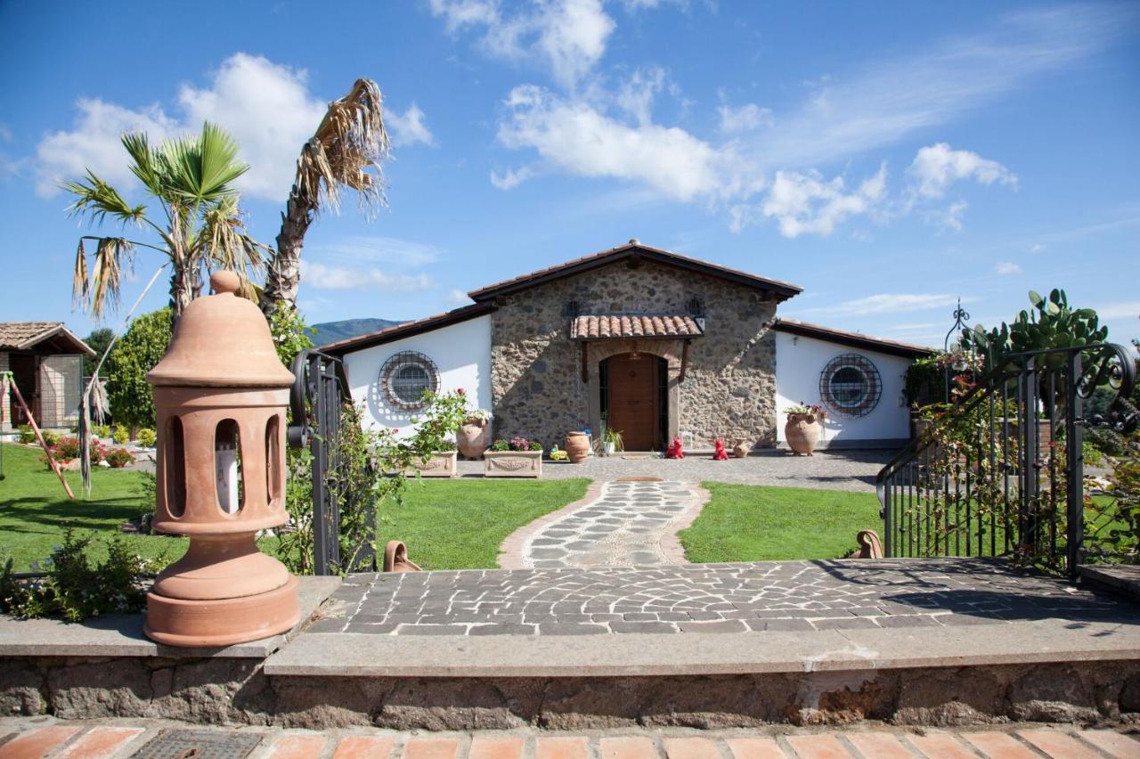 Villa Antici by PosarelliVillas - B&B