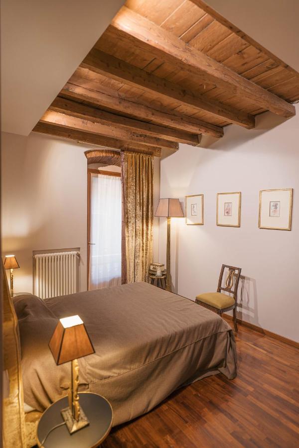 Appartamento con 2 Camere da Letto