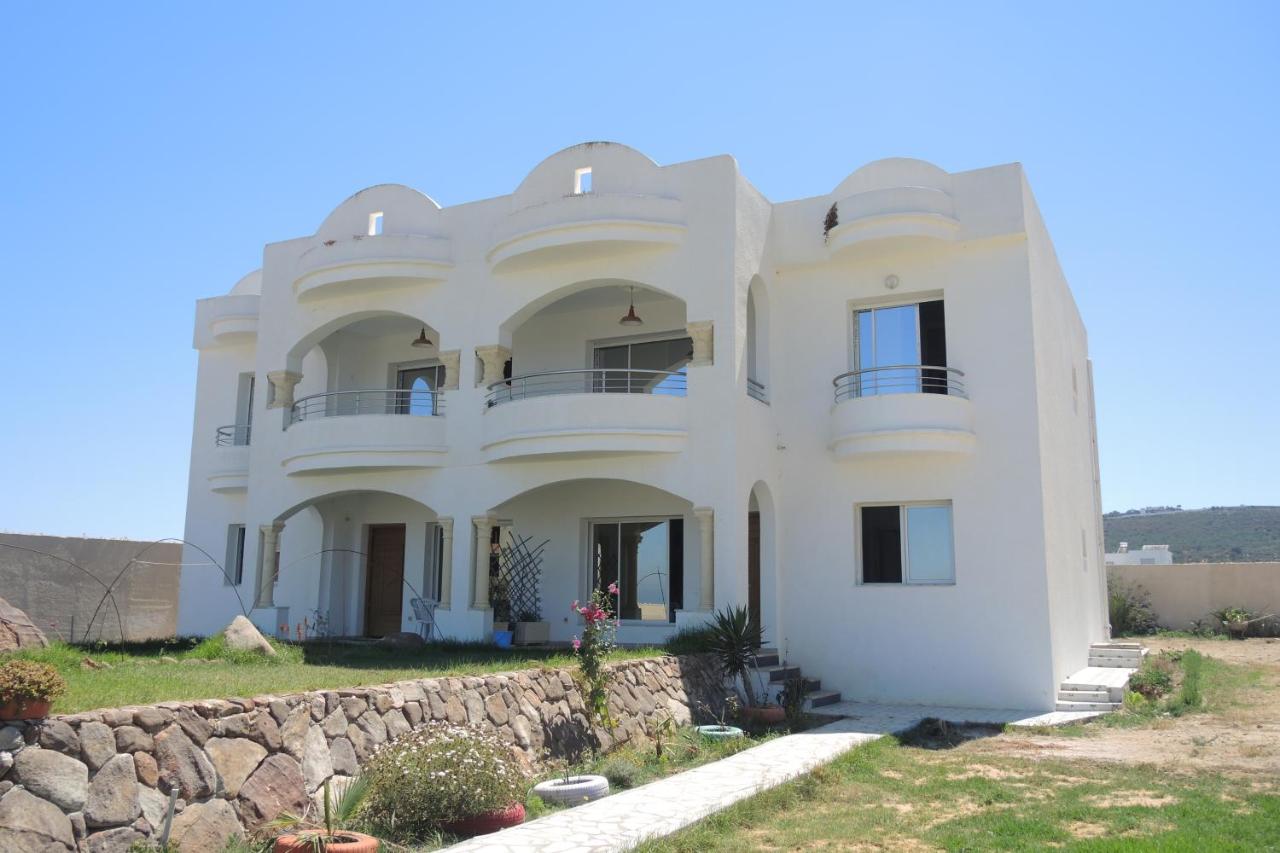 Appartamenti sulla spiaggia2.1 - Chambres d’hôtes Hammam el Rhezez