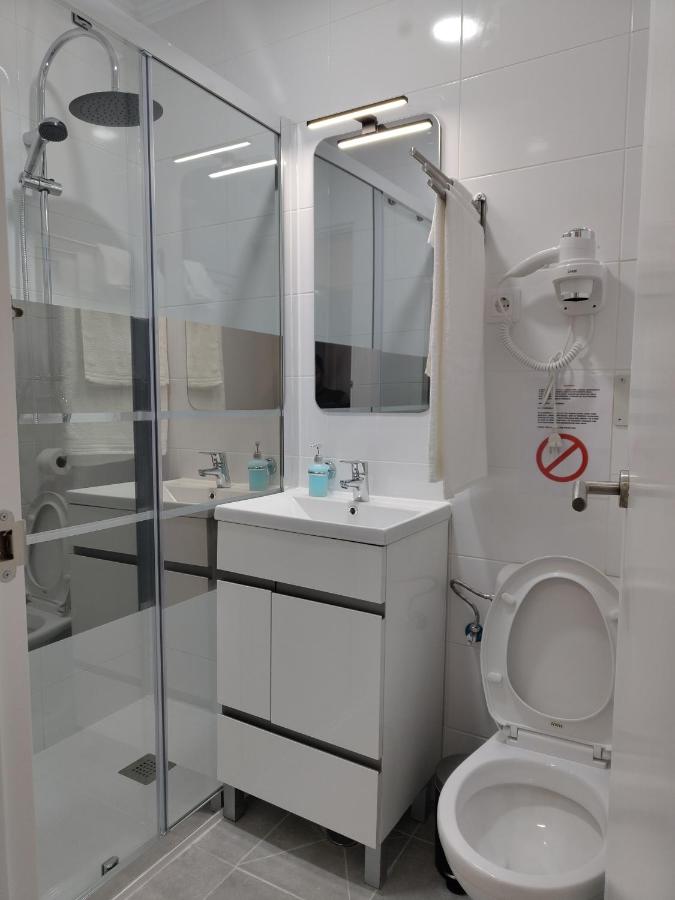 Single Room with Private Bathroom
