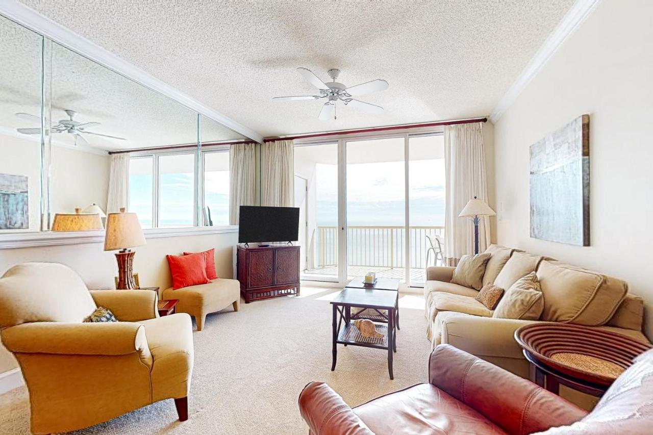 The Beach Club 1005A - B&B