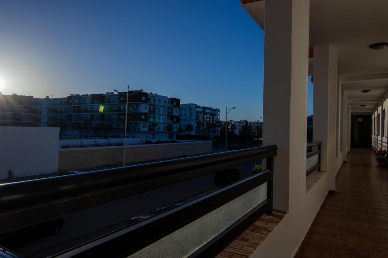 Prime Apt Near Beach with Pool, Amenities, Activities Deals - Ferienwohnung