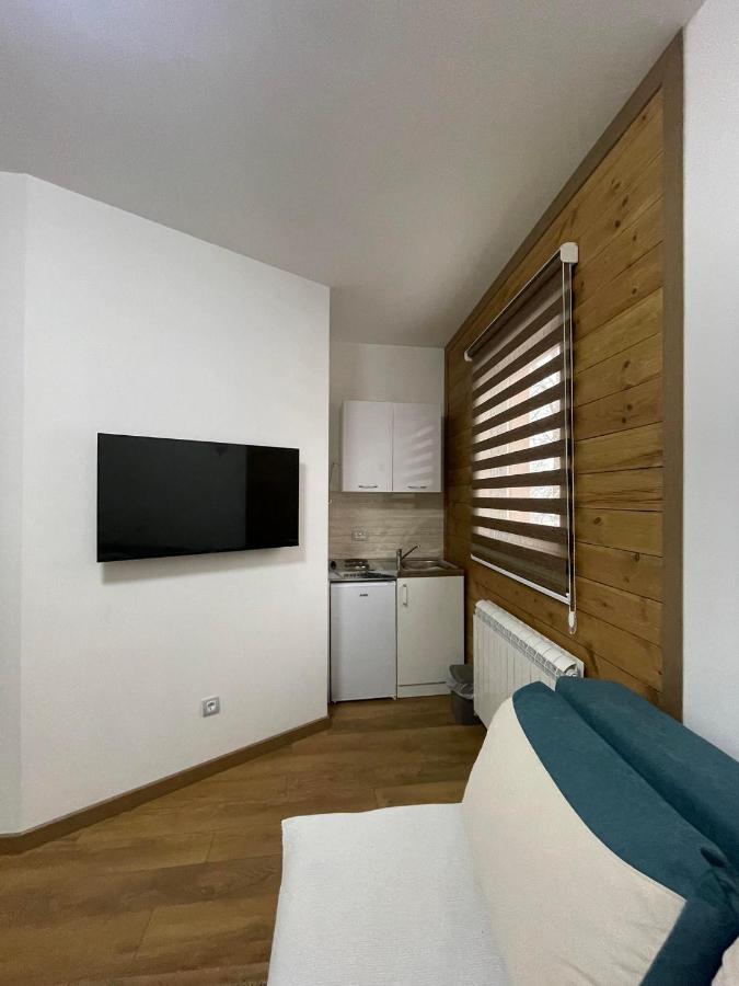 Apartmani Dino Kolasin - B&B