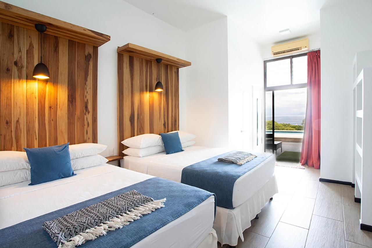 Quadruple Room with Sea View