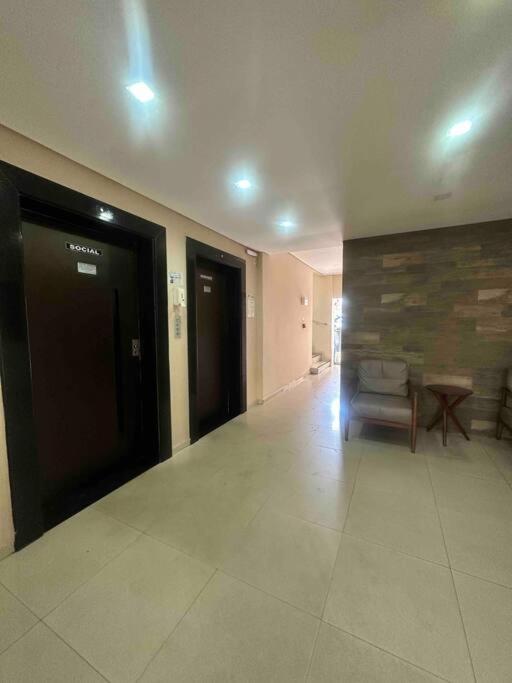 Apto 50m da praia Gonzaguinha São Vicente Edifício Estrela do Mar - Chambres d’hôtes
