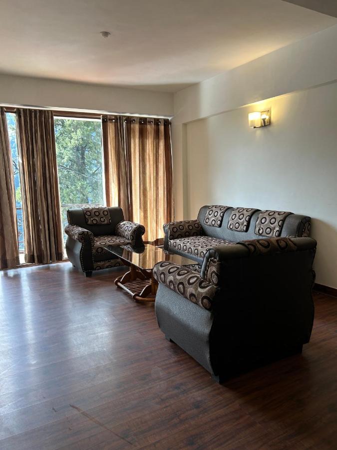 B&B Nainital - Panoramic View of Lake close to Mall Road - Oasis - Bed and Breakfast Nainital