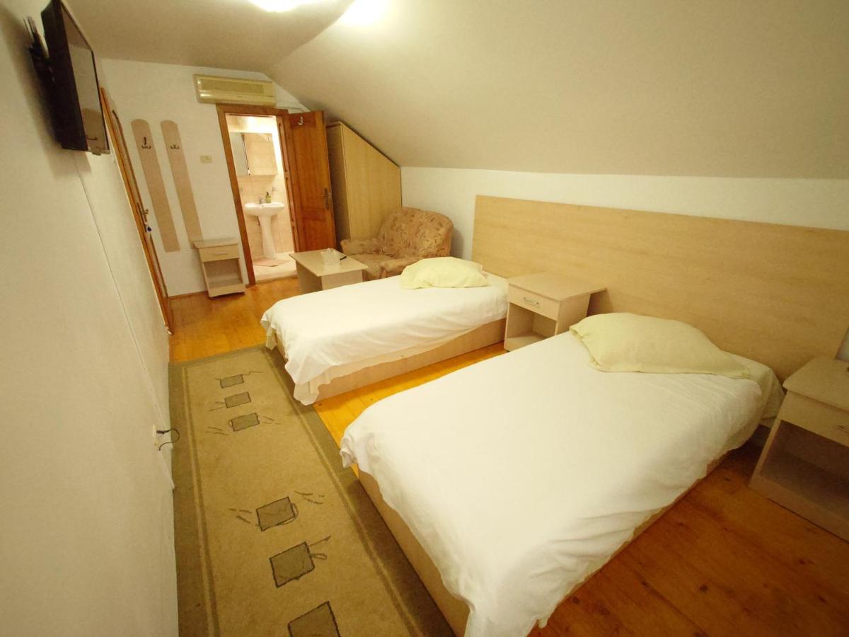 Chambre Double ou Lits Jumeaux
