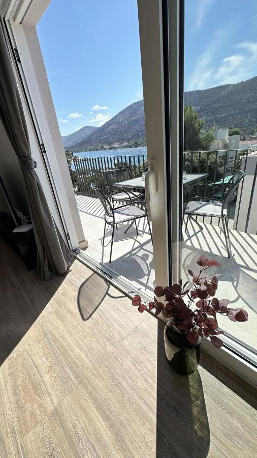 Two-Bedroom Apartment with Balcony and Sea View