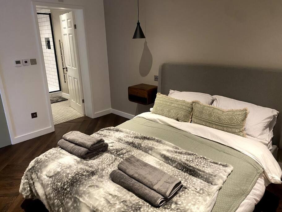 B&B Bath - The Retreat, luxury apartment in Bath with parking - Bed and Breakfast Bath