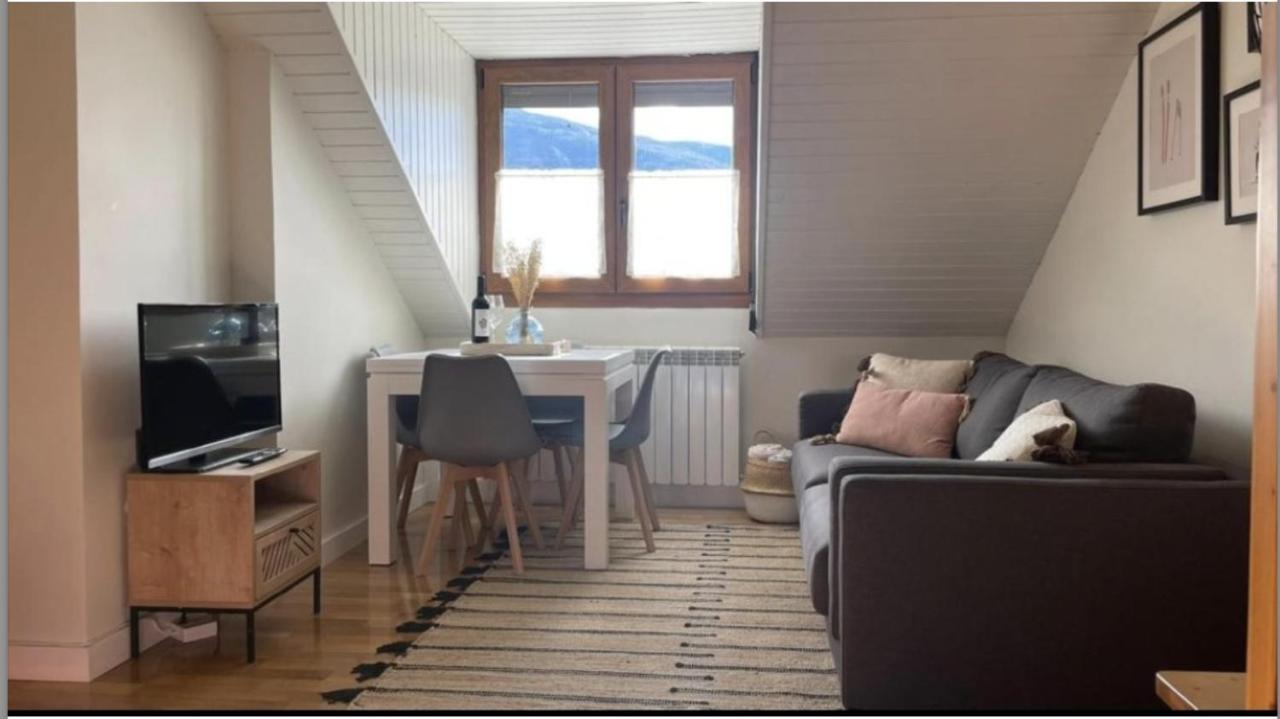 CHECK-IN CASAS Casa Benas - B&B Benasque