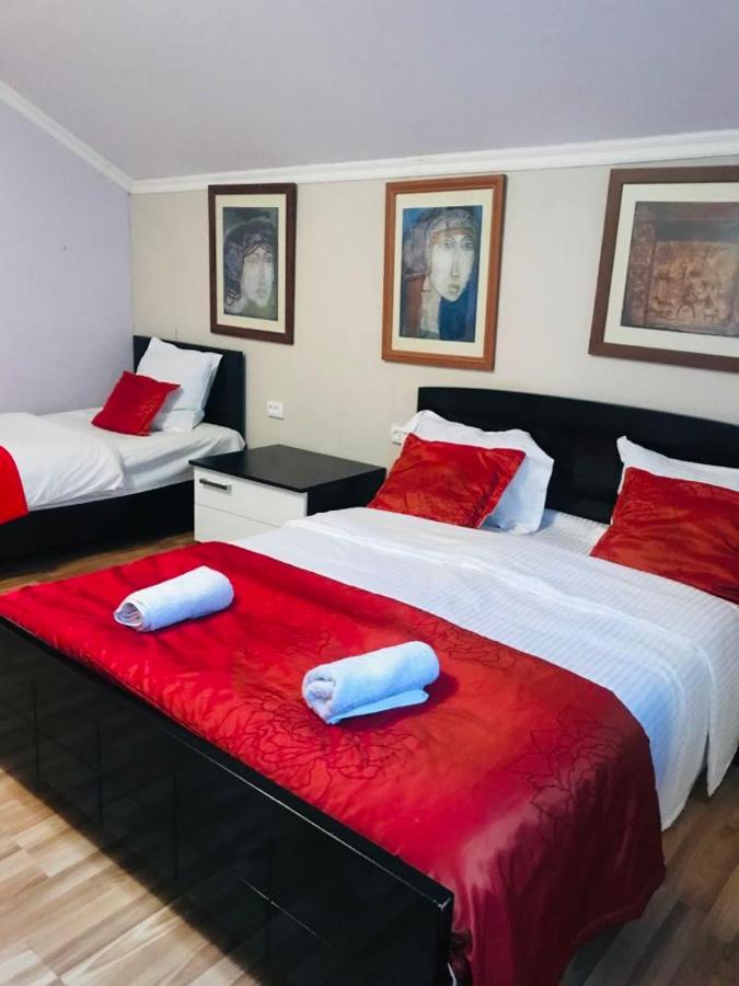 Quadruple Room with Shared Bathroom