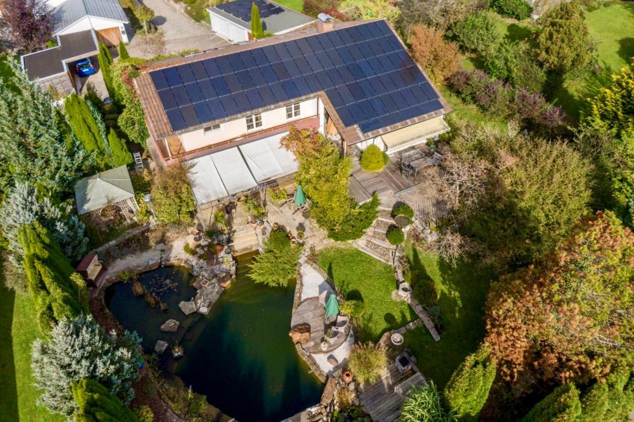 Glückliche Kuh-Villa - Achtsamer Rückzugsort mit Traumgarten, Schwimmteich & Raum zum Sein bis 18 Personen - Allgäu - Chambres d'hôtes Kempten (Allgäu)