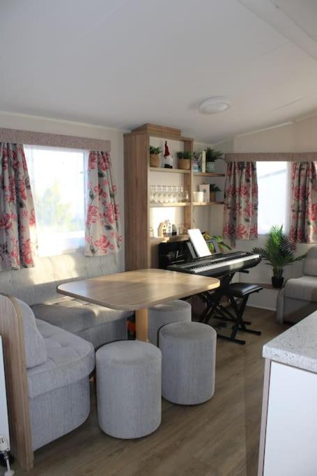 B&B West Mersea - Cosy beachfront getaway in Mersea - Bed and Breakfast West Mersea