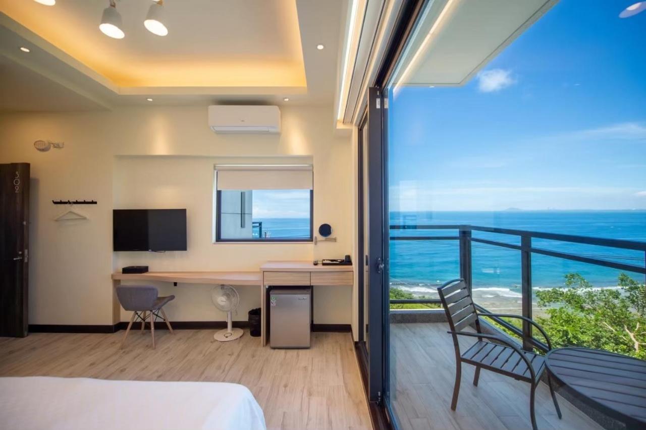 Queen Room with Balcony