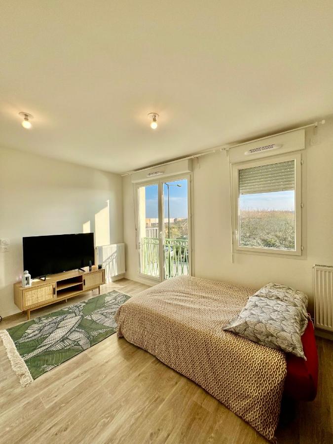 Studio cosy - 15 minutes from Paris and CDG Airport - B&B Le Blanc-Mesnil