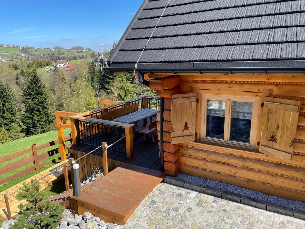 Świerkowe Chatki w Koniakowie - B&B