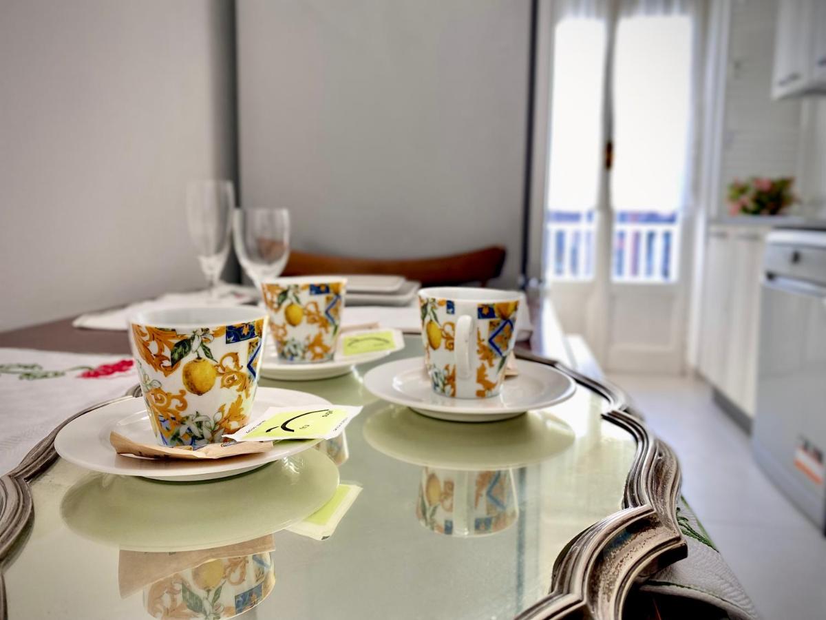 Stanza Cristina e Patrizia fiere e moda - Bed and Breakfast Milaan