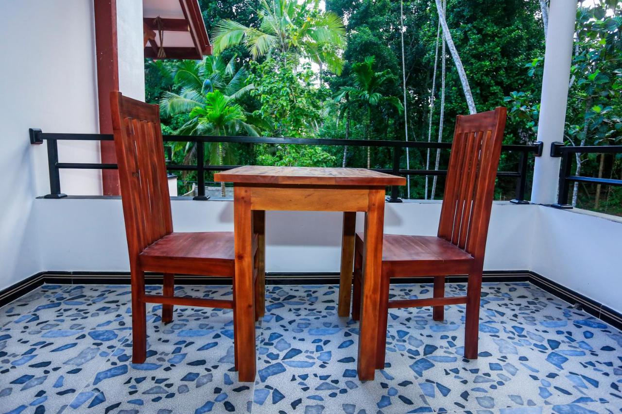 Life House Unawatuna - B&B