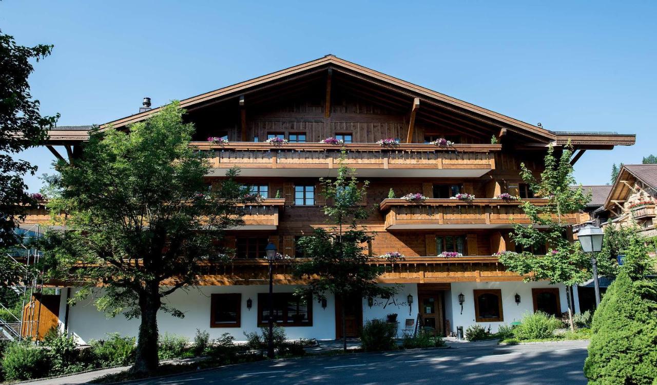 B&B Gstaad - Hotel des Alpes Superieur - Bed and Breakfast Gstaad