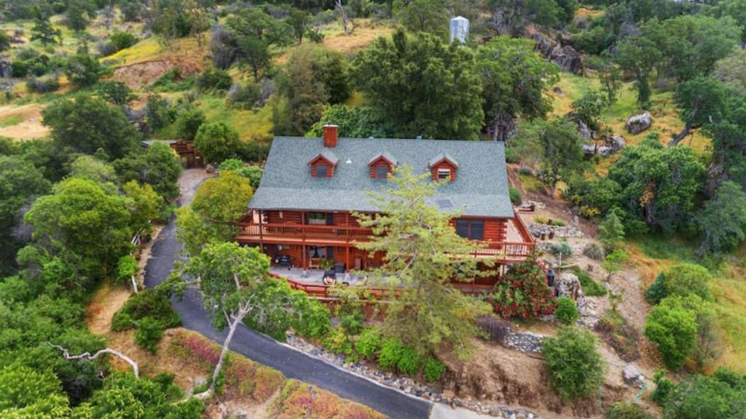SEQUOIA LOOKOUT LODGE - B&B Three Rivers