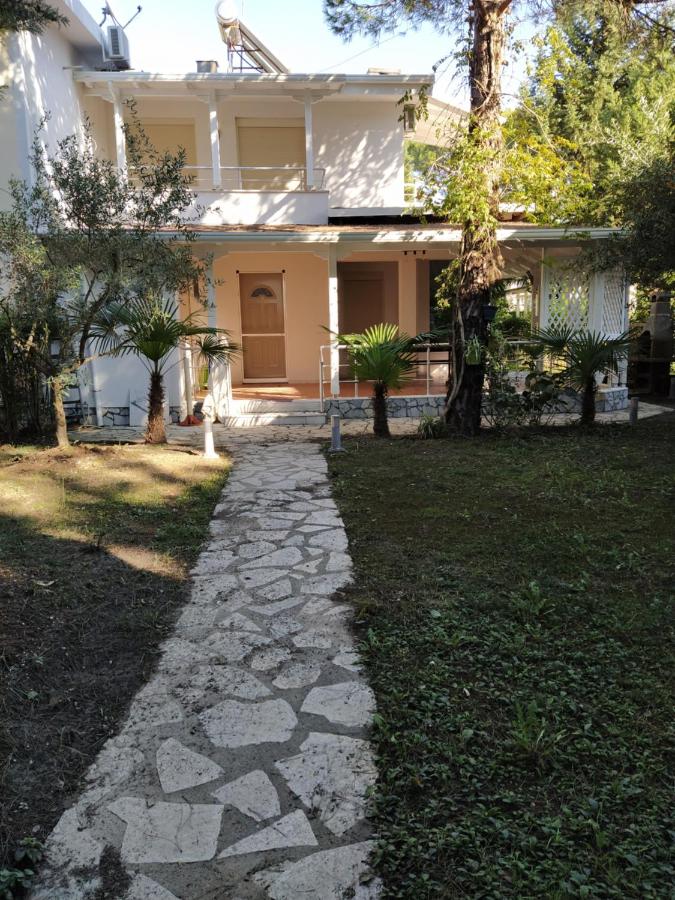 Vacation Home in Gjiri i Lalëzit, Lalëz, Durrës - B&B Durazzo