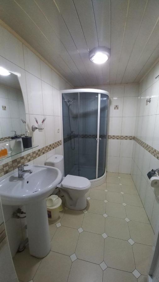 Habitación Familiar con baño privado