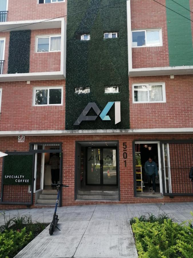 Apartamento zona 4 Guatemala y Parqueo - B&B