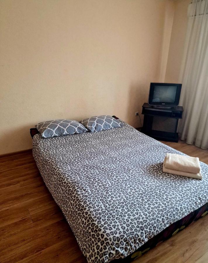 B&B Loetsk - Apartment on Kravchuka, 11b - Bed and Breakfast Loetsk