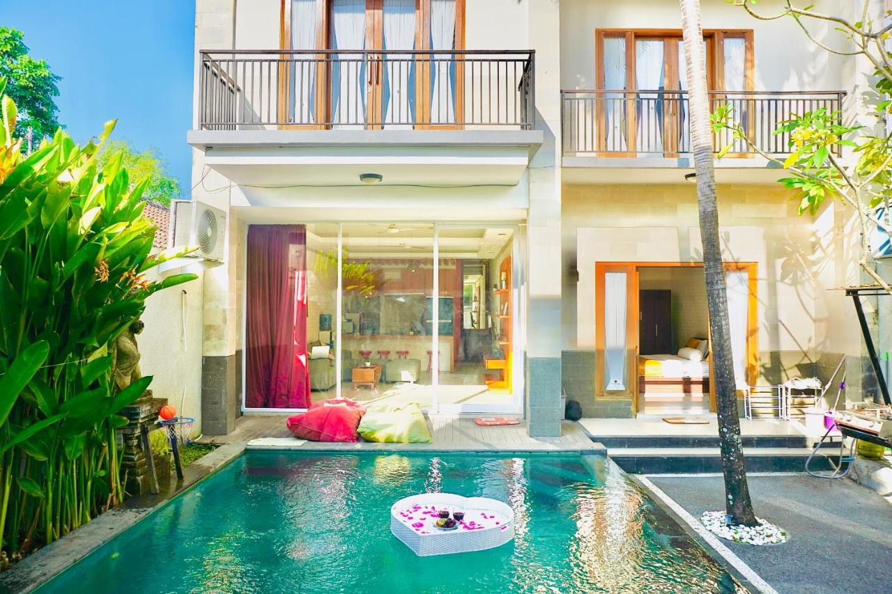 B&B Kuta - Private 3- bedroom Villa with pool. - Bed and Breakfast Kuta